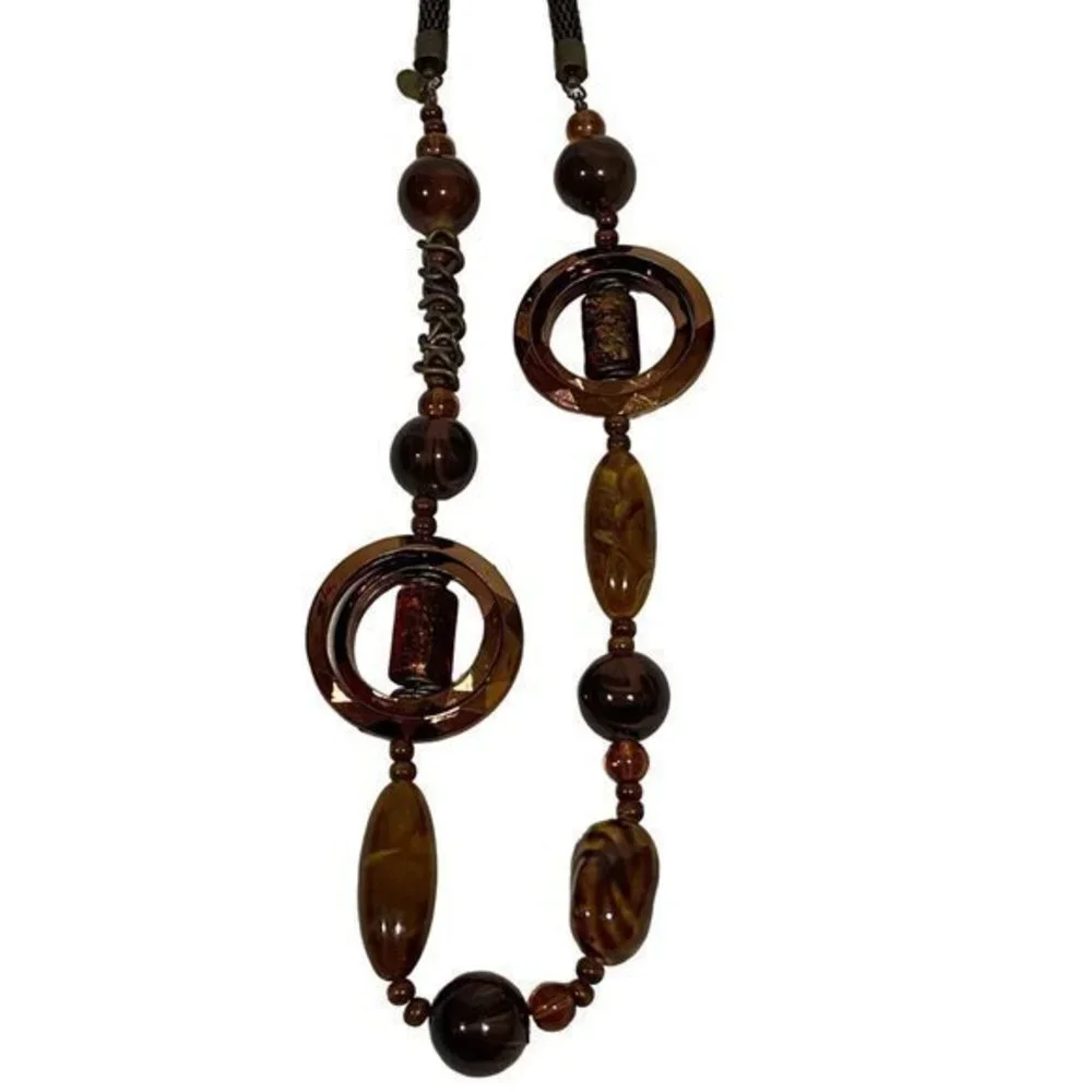 N/A long necklace